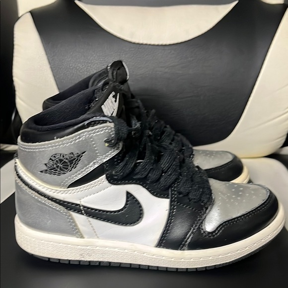 Jordan 1 Retro High OG TD Black and Silver Toe Toddler Size 11C Sneakers - Picture 6 of 17